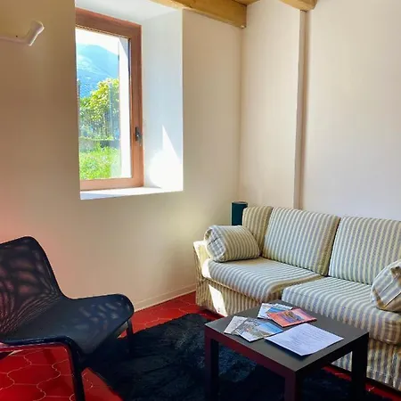 Lady's Holiday home Dervio